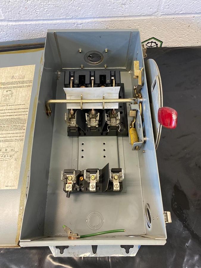 Used Westinghouse RHFN362 Safety Switch 3R Enclosure Rainproof 60 Amp/600V