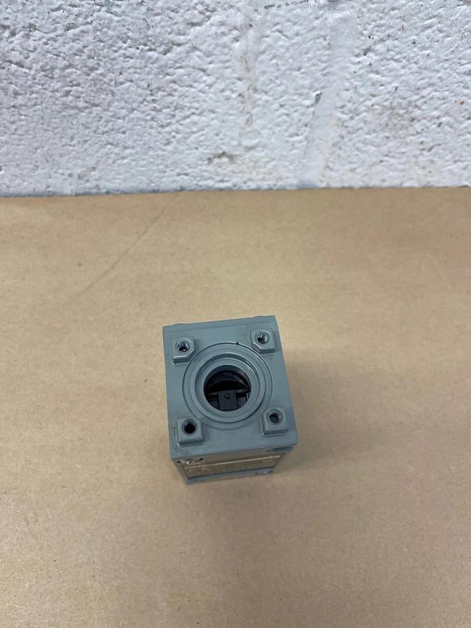 Used Allen-Bradley 802T-AP Oil Tight Limit Switch, Series J, 120-600 VAC, 60 A