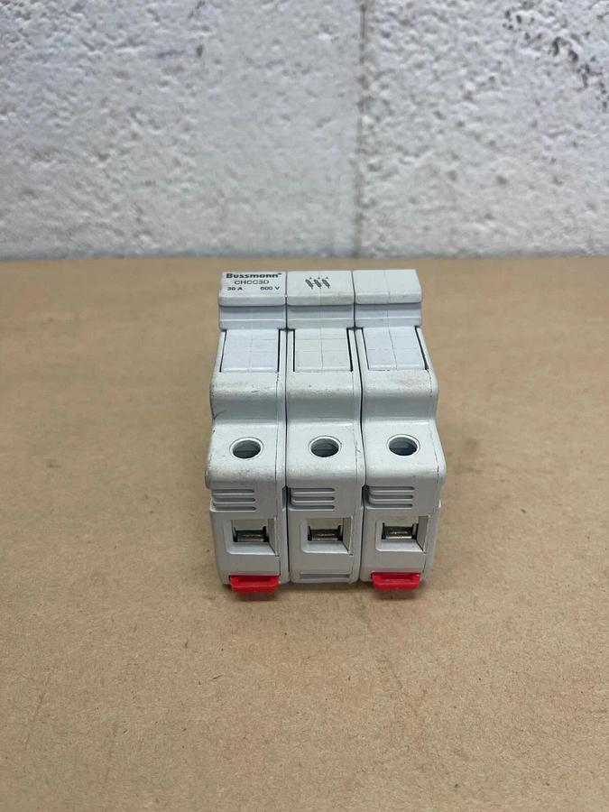 Used Cooper Bussmann CHCC3D Fuseholder, 3 Pole, 30 A, 600 V