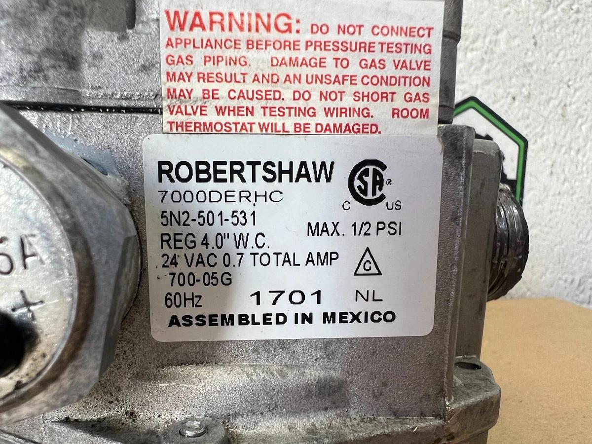 Used Robertshaw 7000DERHC Gas Regulator