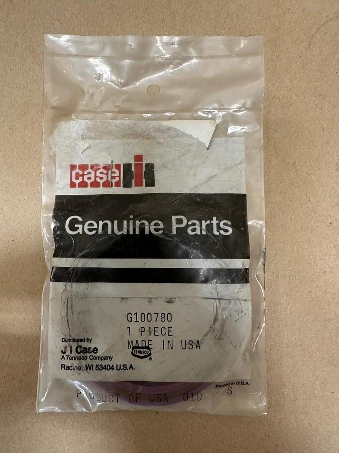 Used Case G100780 Seal *NEW*