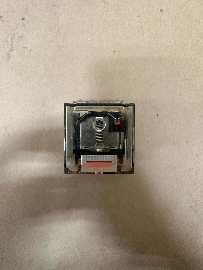 Used Omron MK2PN-S Contact w/ Dayton 5X852F Relay Base