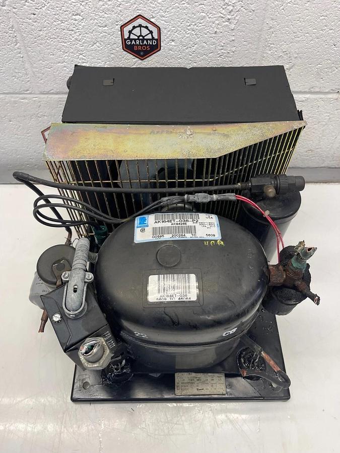 Used Tecumseh AK164ET-038-P2 Reciprocating Condenser Unit, MOD AK9433EC, 230/208V