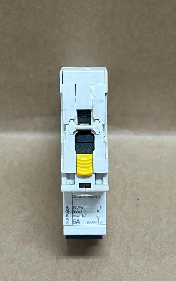 Used Schneider Electric iC60N C6, 230/400V, Circuit Breaker