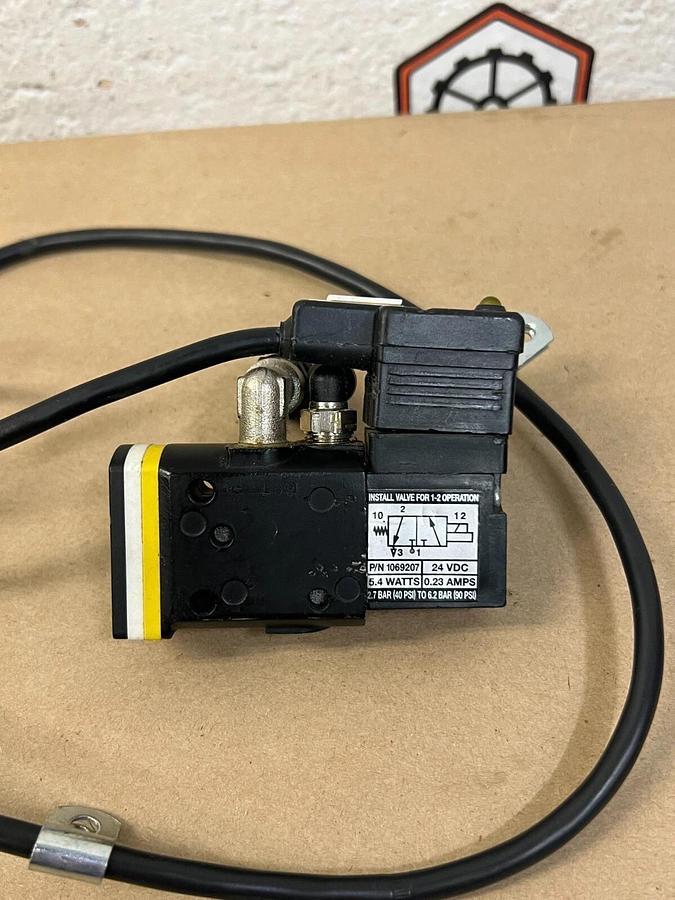 Used Nordson 1069207 24 VDC Solenoid Valve