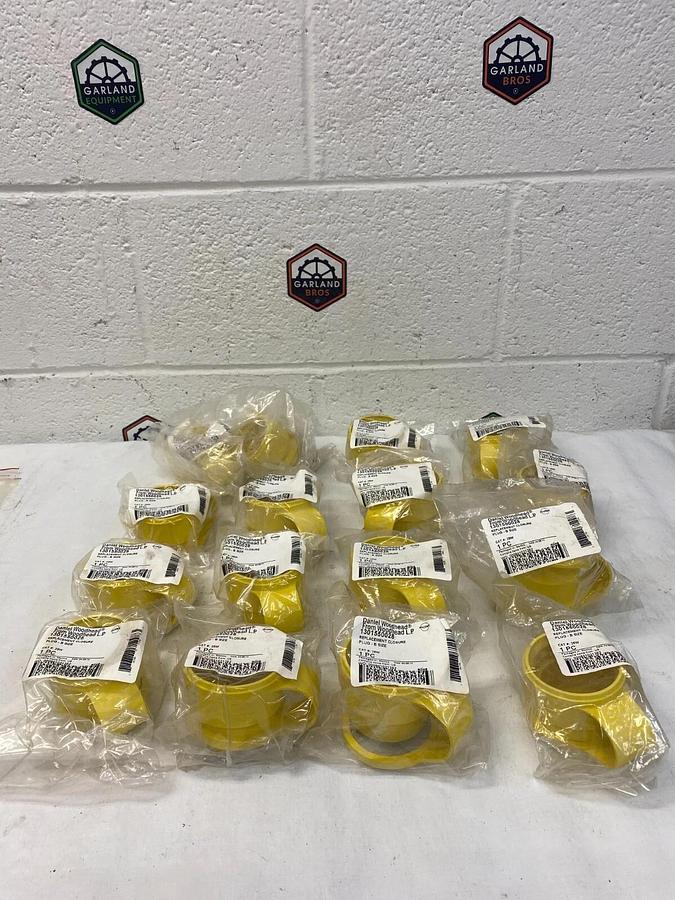 Woodhead 26W Replacement Closure Plug-B Size - Lot of 17