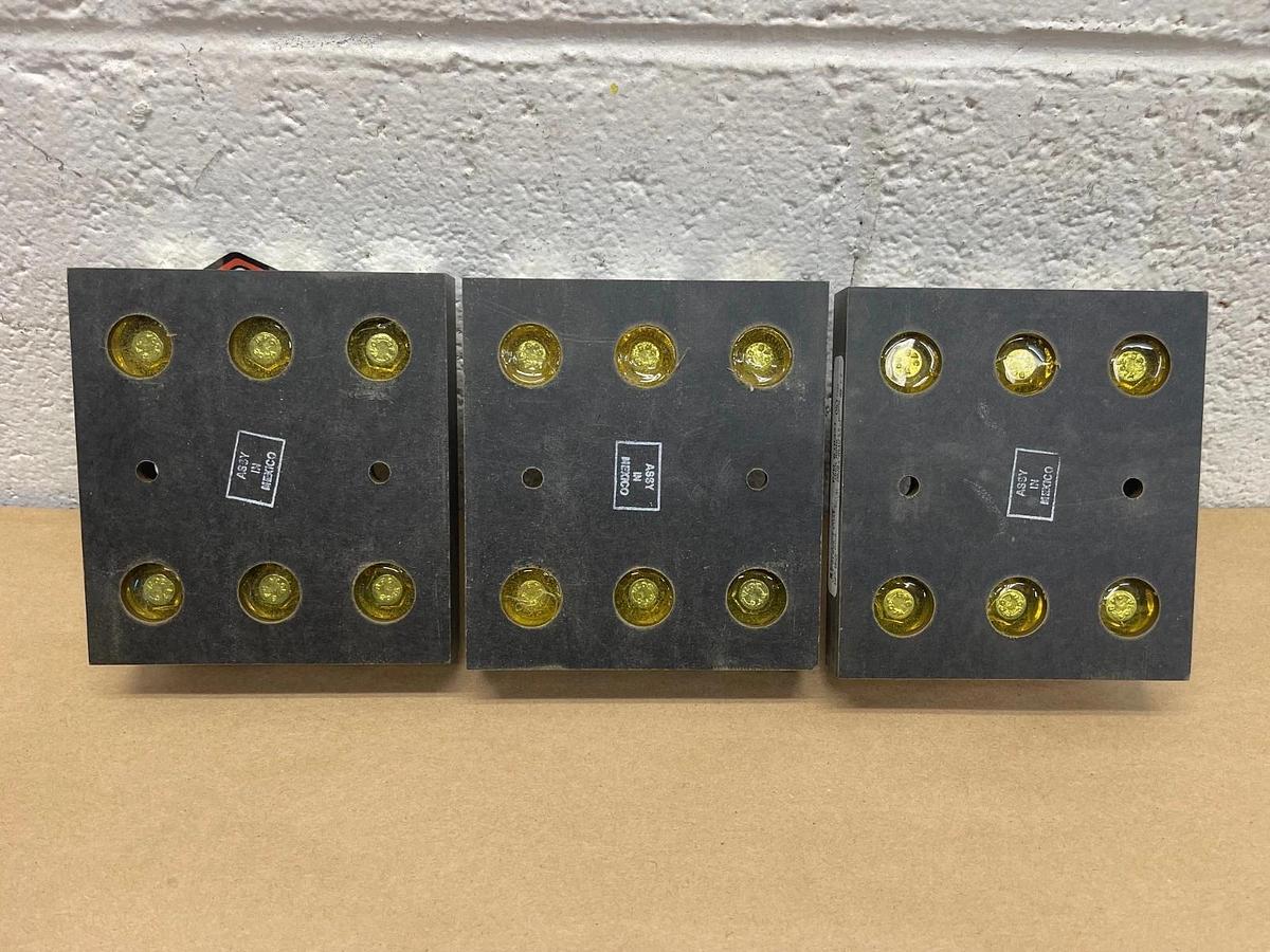 Used Ferraz Shawmut Mersen 61033T Fuse Block, 100A, 600V, Box of 3 *NEW*