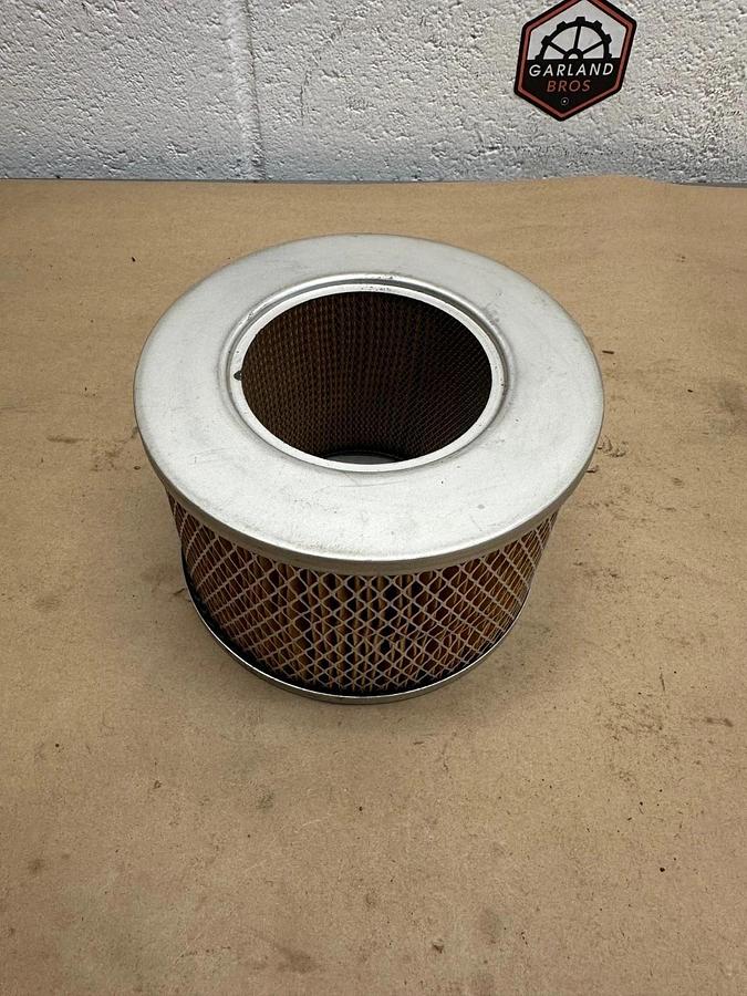 Used NAPA Gold 2274 Air Filter *NEW*