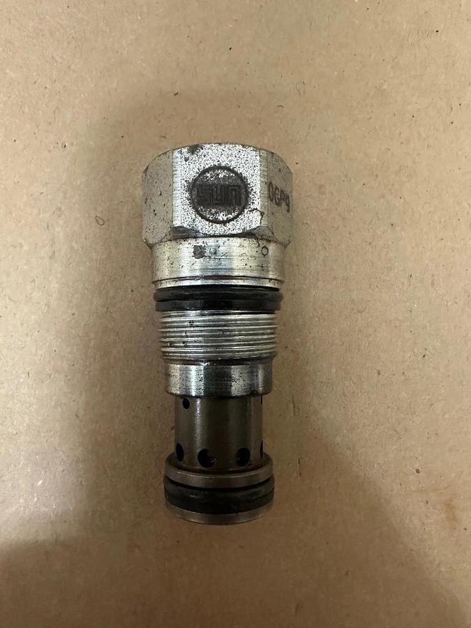 Used Sun Hydraulics CXDA-XAV Free Flow Nose-To-Side Check Valve - Lot of 3