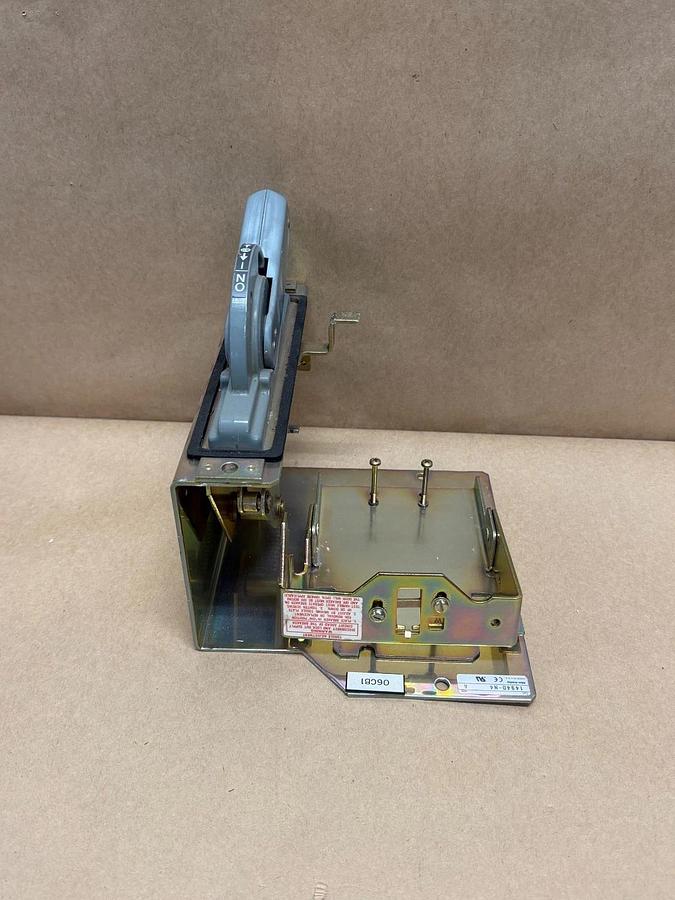 Used Allen Bradley 1494D-N40 Sliding Breaker Operating Mechanism