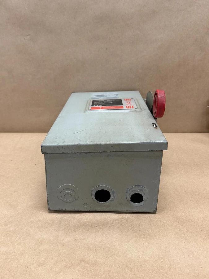 Used Cutler Hammer DH361URK Heavy Duty Safety Switch, 30A, 250VDC, 600VAC