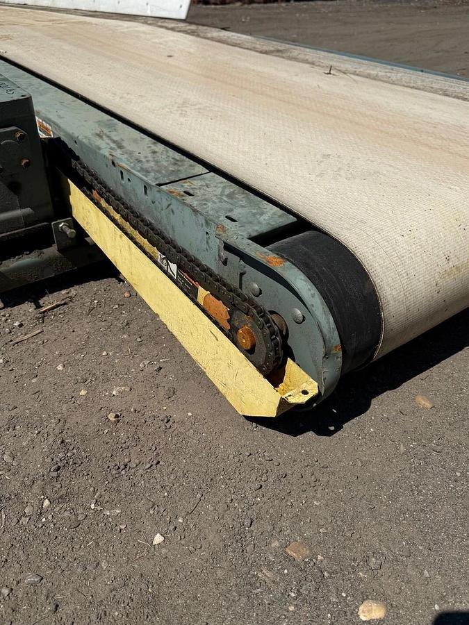 Used Conveyor Belt W:36” L: 318” Smooth Top w/ Motor 1HP, 1725RPM, Hytrol 4A Gearbox