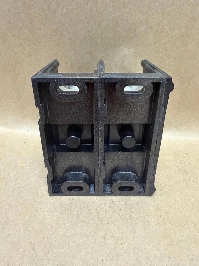 Used Gould Shawmut 67622 2 Pole, 600v Power Block