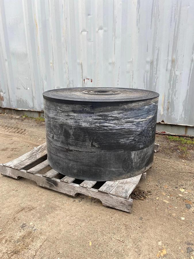 Used Conveyor Belt 24” Width, Smooth Top, 2 Ply, 320 Feet Long