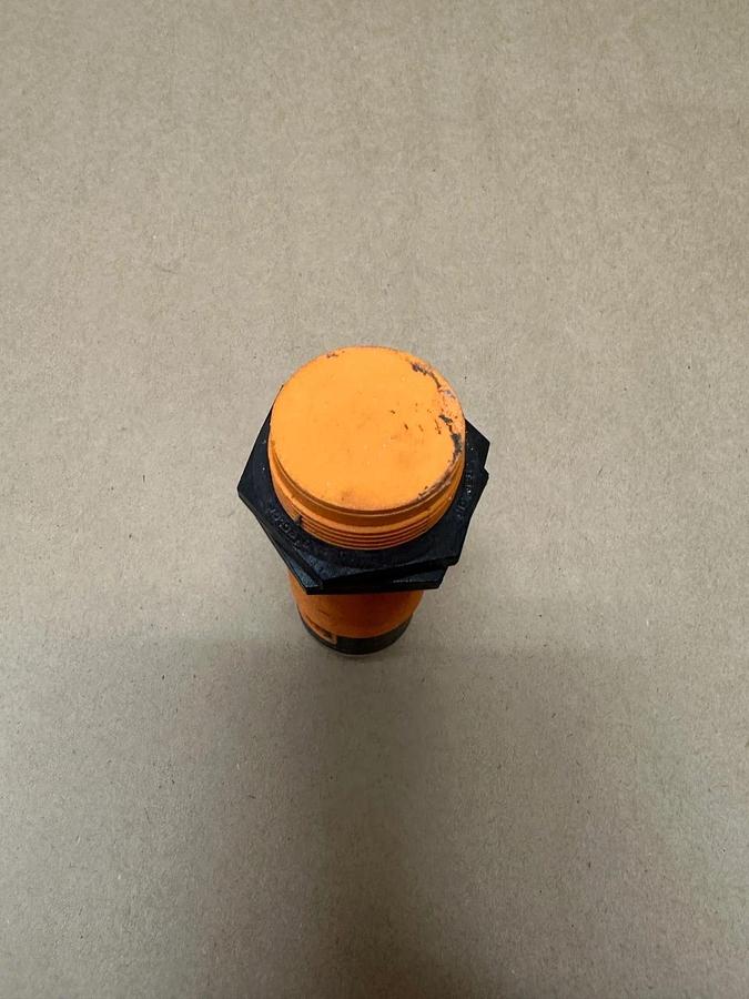 Used IFM 10054 Capacitive Sensor