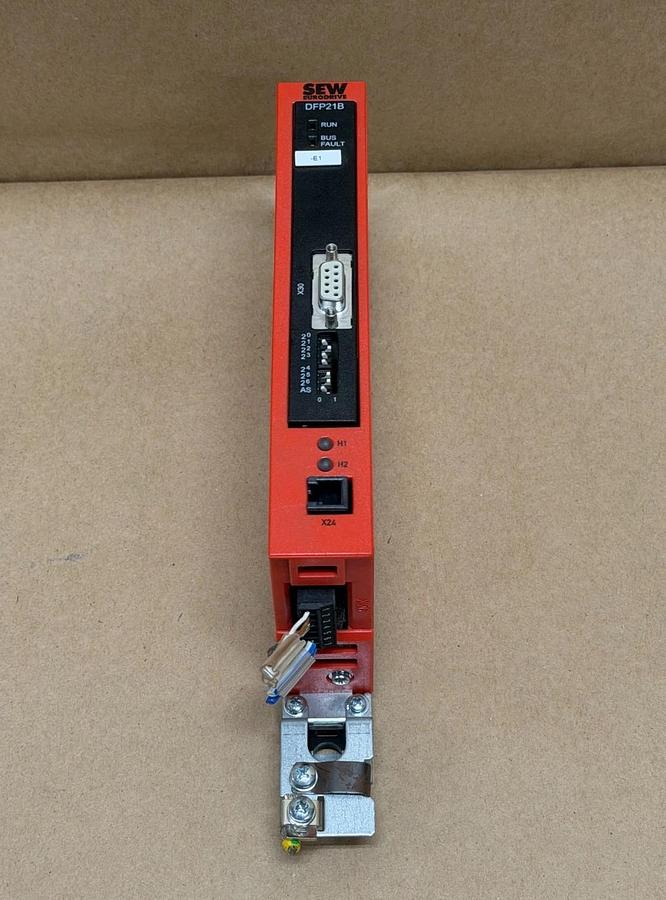 Used SEW Eurodrive DFP21B/U0H11B Gateway FieldBus