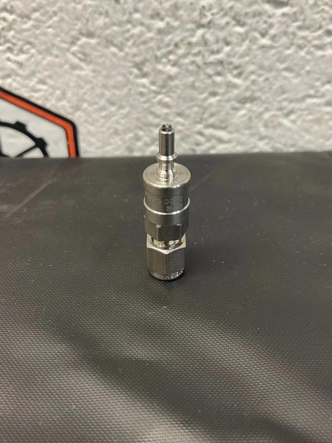 Used Swagelok PAT’D 316 Quick Connect