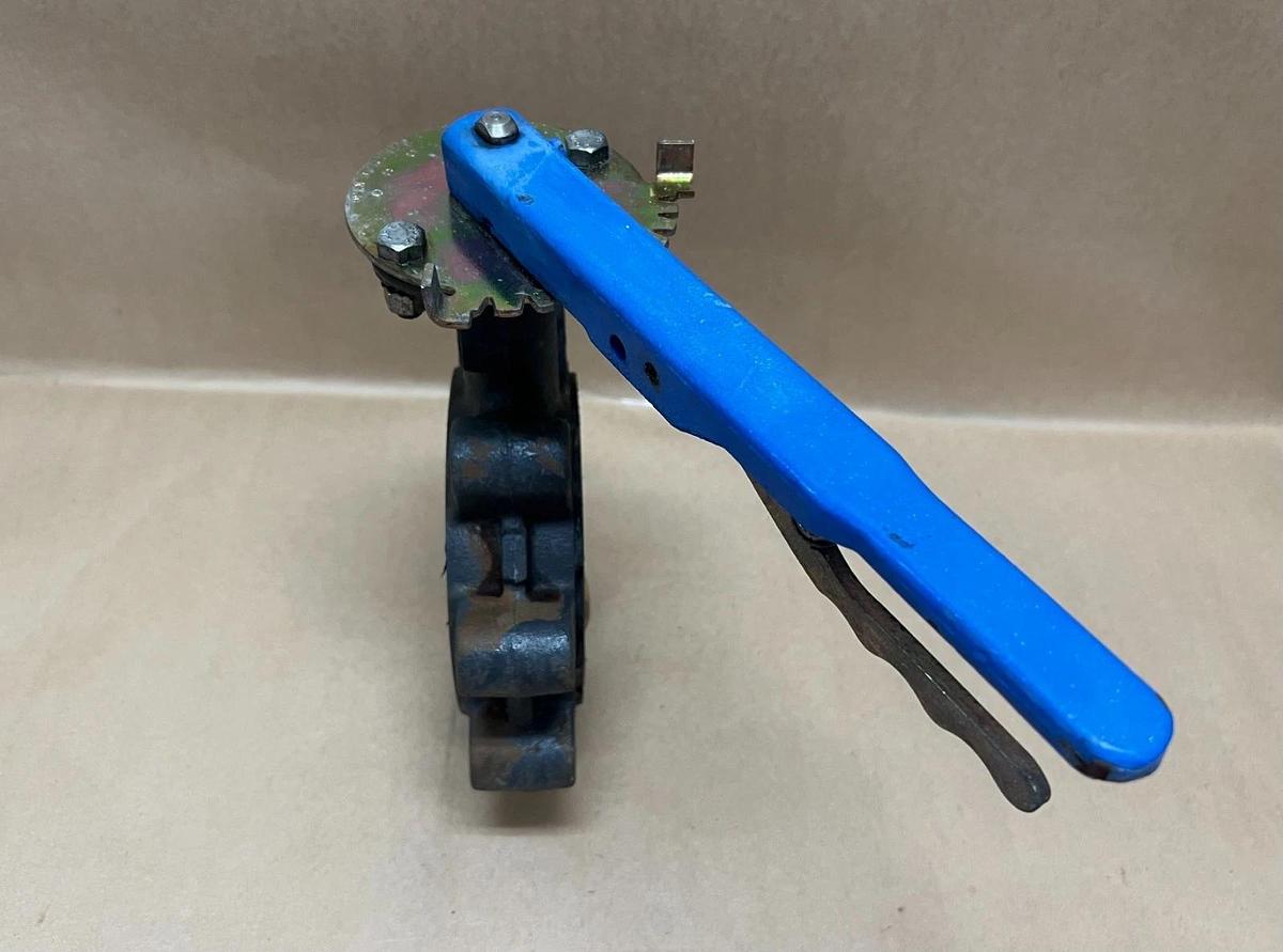 Used Nibco LD 2000 DI Body, SS Butterfly Valve, 4"