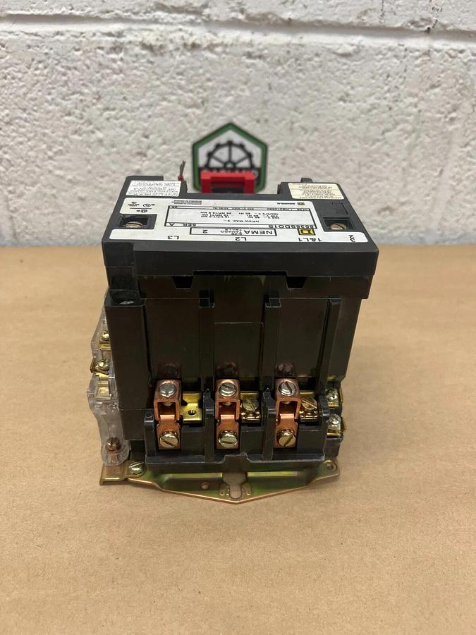 Used Square D 8536SDO1S NEMA Size 2, Ser A Starter, 15Hp @ 230V + 25Hp @460V