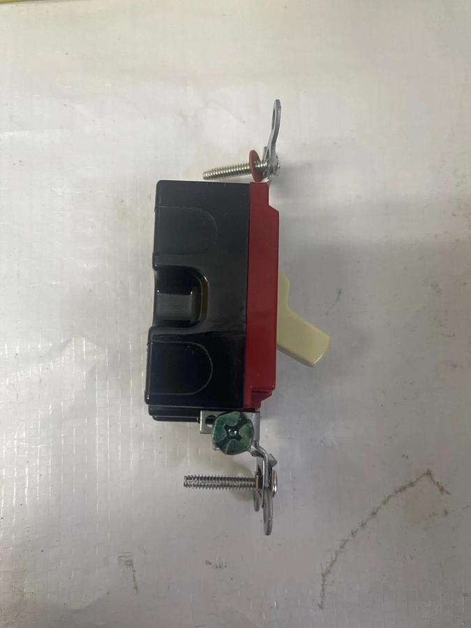 Used Hubbell 1221 Toggle Switch, 20 A, 120-277 VAC, Single Pole, Ivory