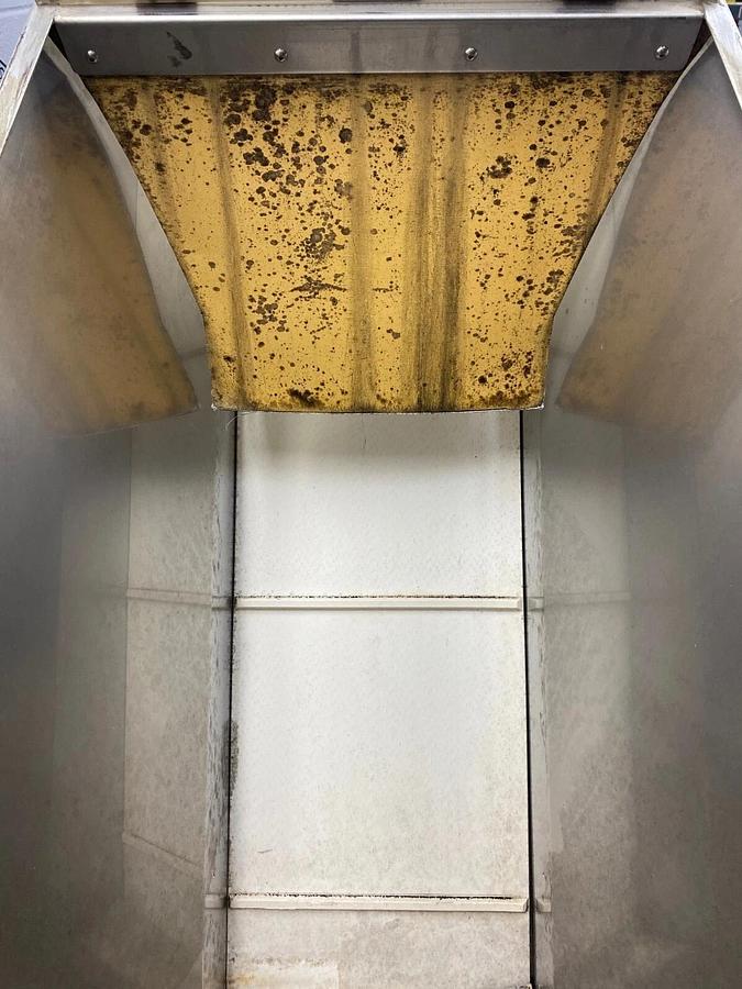 Used Stainless Steel Incline Conveyor: Belt Length: 5’, Belt Width: 11-3/4"