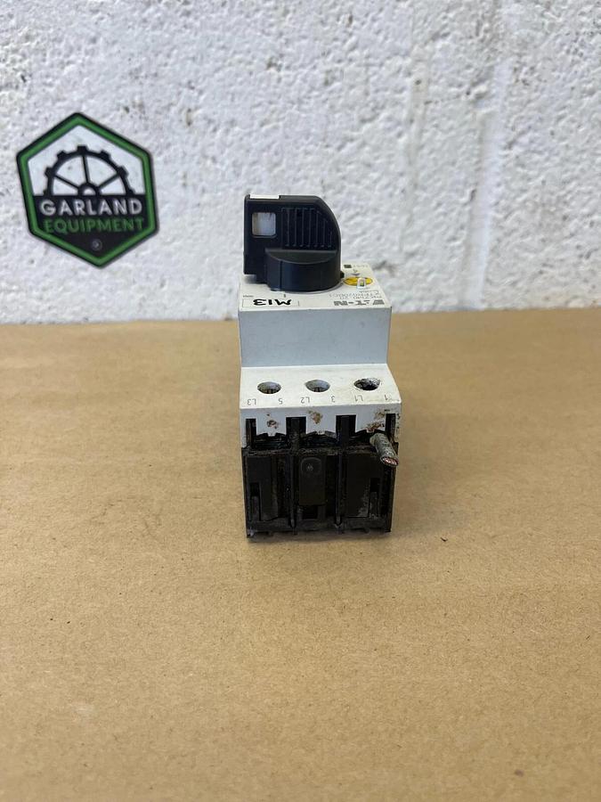 Used Eaton PKZM0-20 Manual Motor Starter, 50/60Hz, 600VAC, 20A - PARTS ONLY