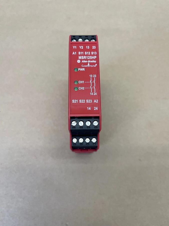 Allen-Bradley 440R-D23171 Safety Relay Ser A Guard Master MSR125HP, 24VDC 2W 6A