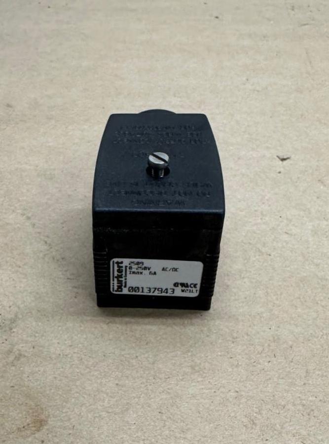 Burkert 00136943 Cable Plug *NEW*