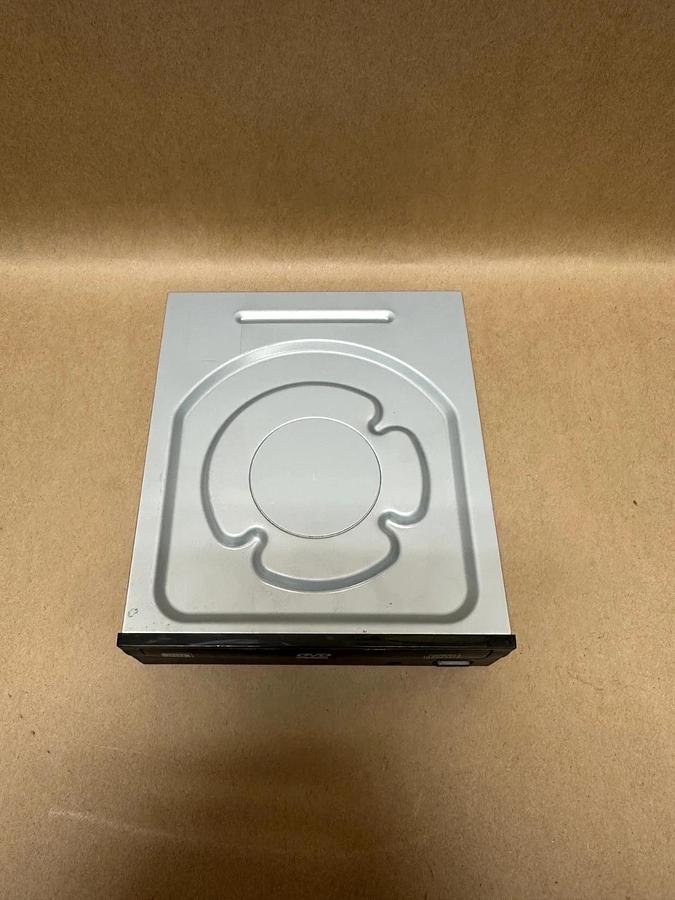 Used LITE-ON IT Corp. iHAS124-04 24X Sata Internal DVD +/- RW Drive