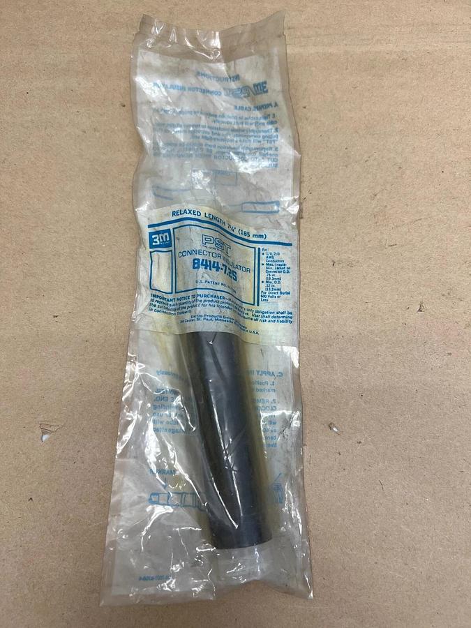 Used 3M 8414-7.25 Connector Insulator (7-1/4”) - Lot of 6