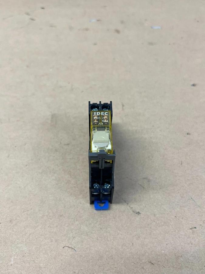 Used idec RJ25-CL-D24 Purpose Relay/ Socket