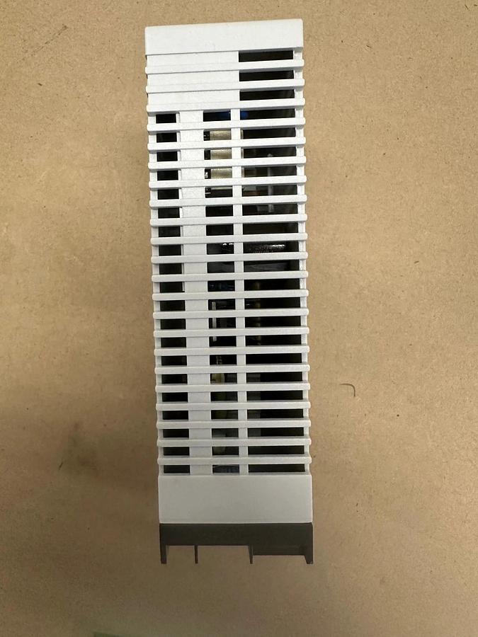 Used Eaton EU5C-SWD-PF2-1 PowerFeed Module  *NEW*