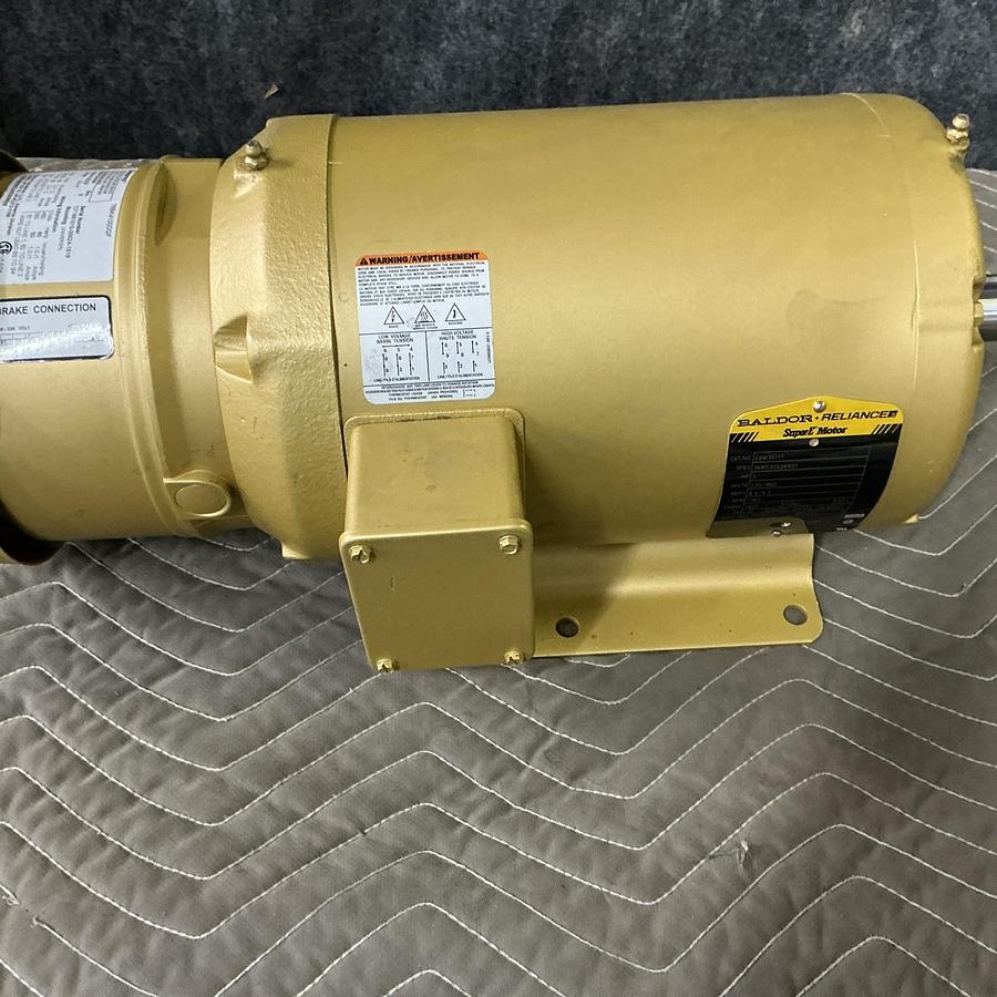 Used Kuenle 3-PH-motor-Nr 3101372136, C Flange Mount