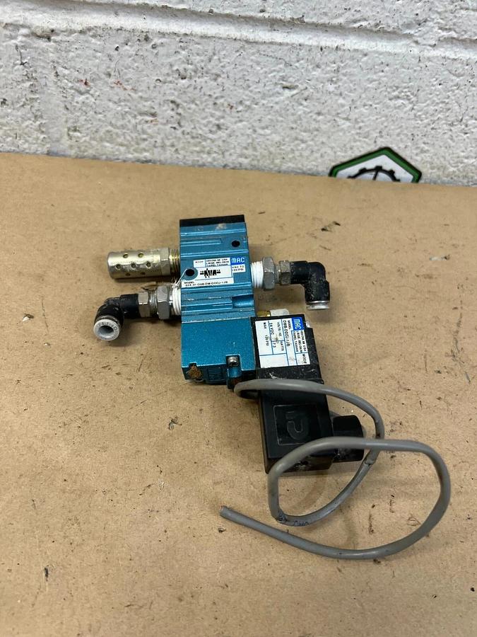 Used MAC 52A-31-D0B-DM-DDDJ-1JB Solenoid Valve