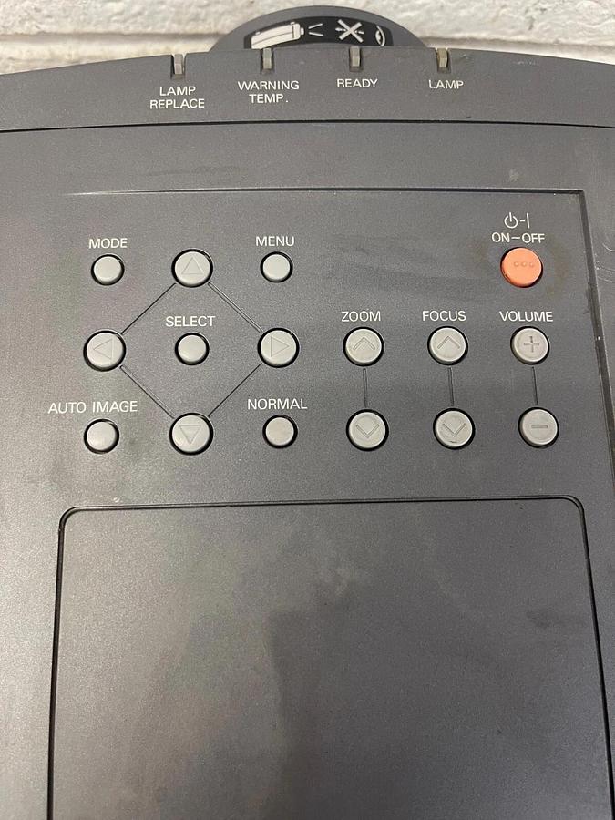 Used Sanyo PLC-XP10NA Multimedia Projector 3LCD Technology, 1,900 Lumens