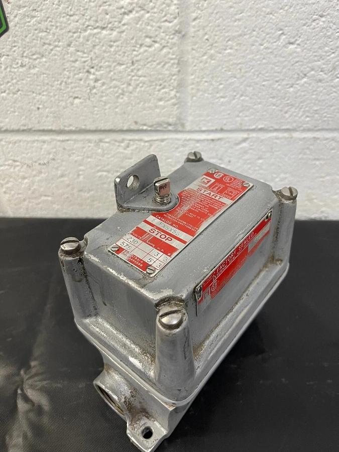 Used Killark FXSX53 Manual Motor Starter 230V-3HP 575V-5HP Explosion Proof, No Switch
