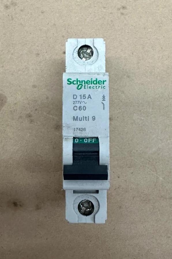 Used Schneider Electric 17426 D15A Circuit Breaker