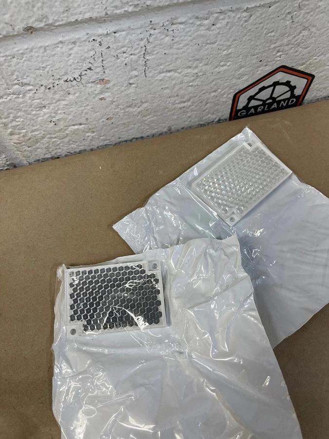 Used Banner BRT-60x40C, 44997, Retro-Reflective Target Reflector - Lot of 2