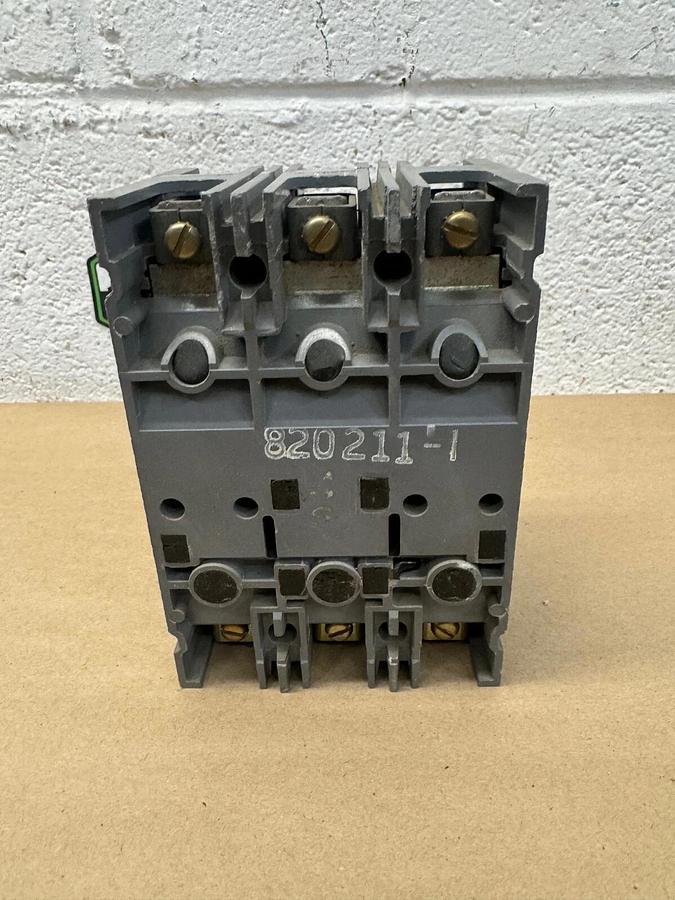 Used Westinghouse HFB3040 Circuit Protector, 40 Amp, 3 Pole, 600 VAC