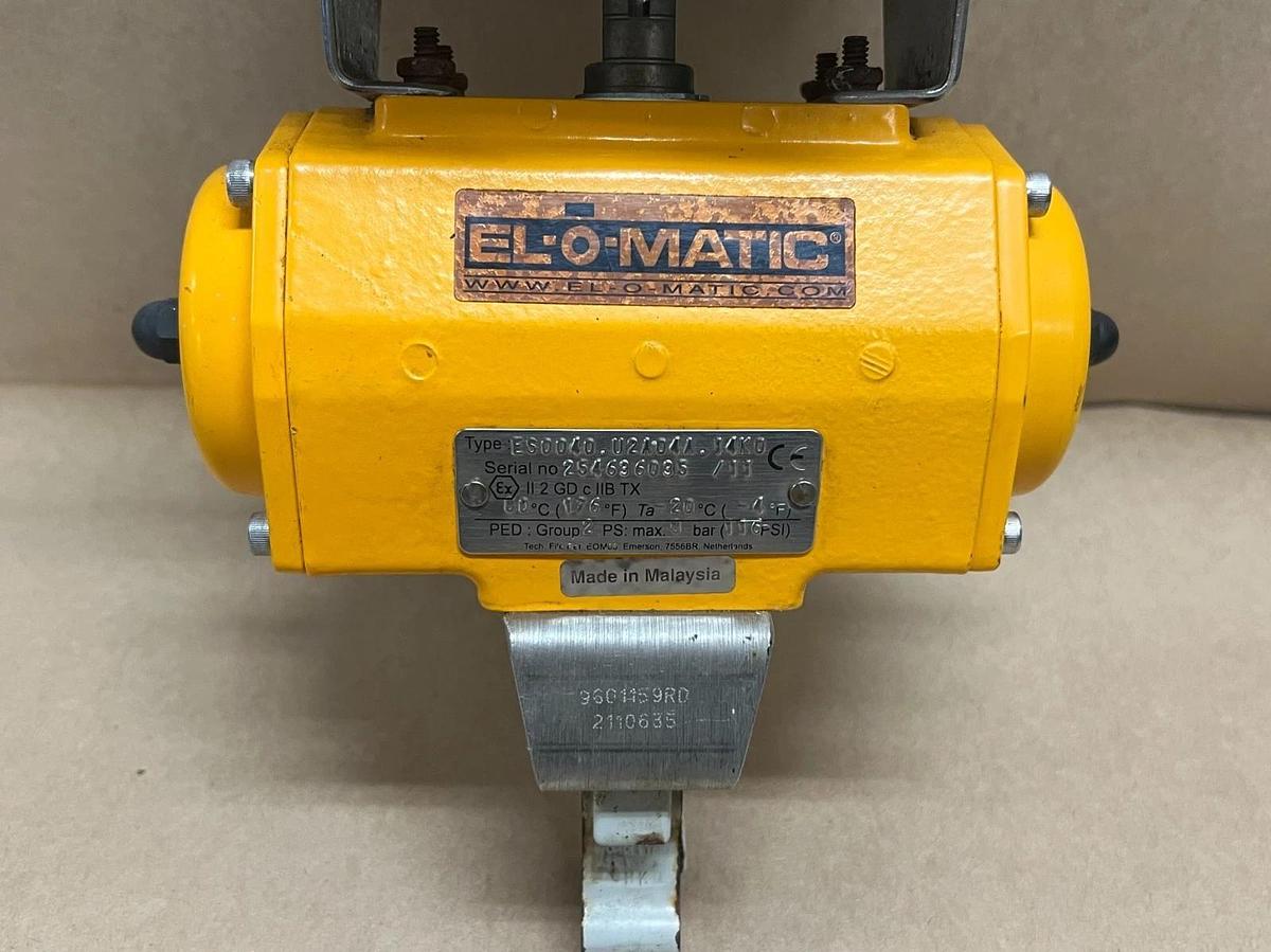 Used EL-O-Matic ES0040.U2A04A.14K0 Pneuamatic Actuator w/ Topworx DXP-0X1GNEB