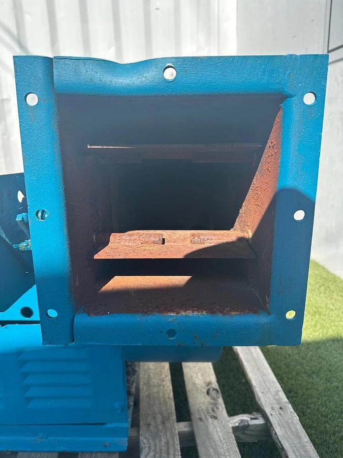 Used New York Blower 20-GI Top Horizontal CW 90, 1.5Hp @ 1740Rpm, 208-230/460V