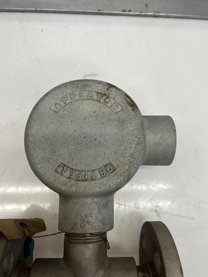 Used EG&G Flow Technology FT6-8C1NW-LEG-2 Flow Meter Flange Appleton GR Type L Box