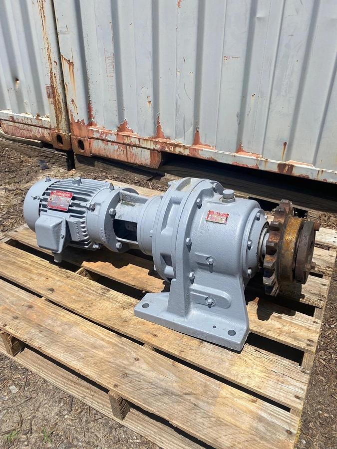 Used Sumitomo SM-Cyclo HC-3175/11 Speed Reducer, 5HP Reliance Electric Motor 1750RPM