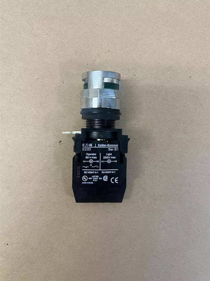 Used Eaton E22B20 Green Push Button