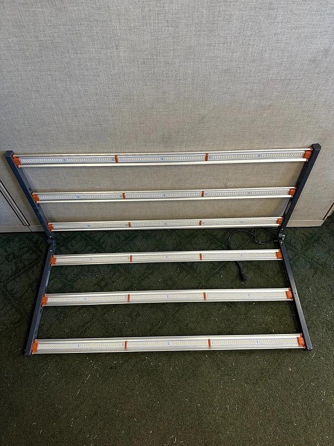 Used Fluence Bioengineering SR-2X-I LED Grow Light System, No Power Cord