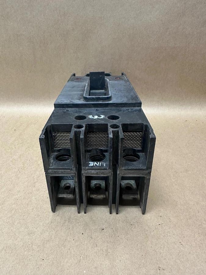 Used Westinghouse KB 225A 3 Pole Circuit Breaker