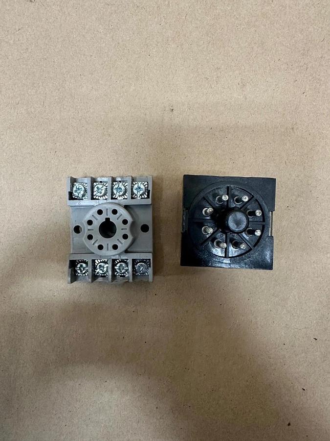 Used Omron MK2PN-S Contact w/ Dayton 5X852F Relay Base