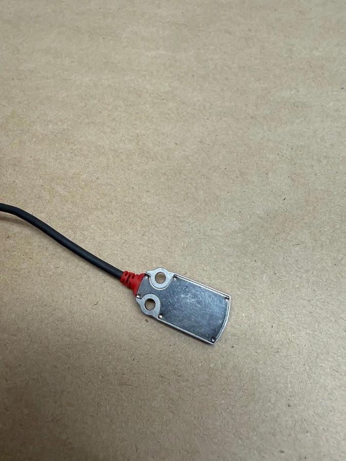 Used Keyence PR-FB30CP Phototelectric Sensor Switch