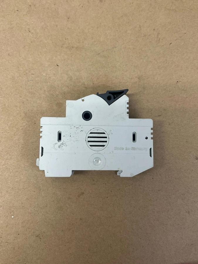 Used Allen Bradley 1492-FB1C30 30A 600V Fuse Holder