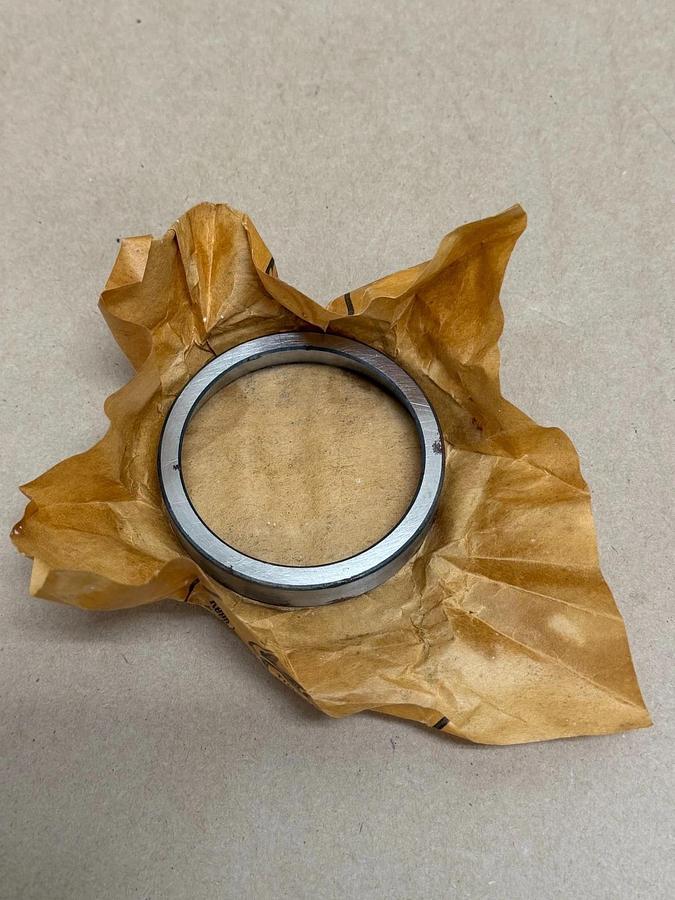 Used Case 619387R1 Tapered Roller Bearing Cup